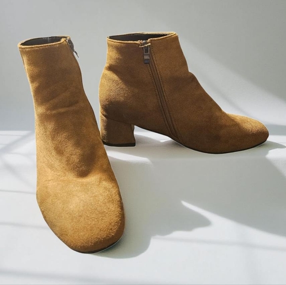 Unbranded Shoes - Women's Ankle Boots Size 41 Euro Brown